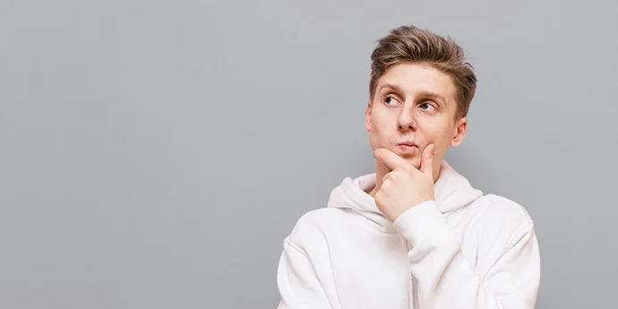 Person denkt nach