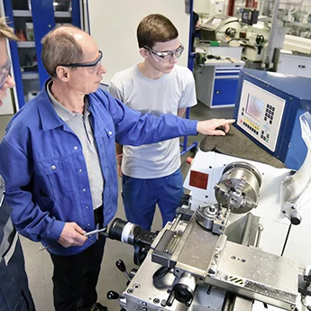 Werkstattumgebung mit Ausbildungsbezug